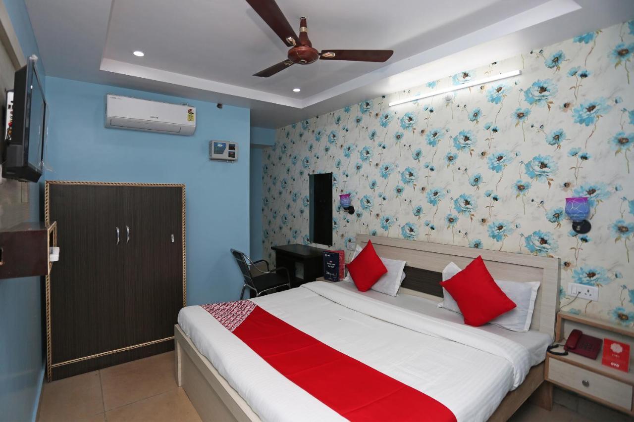 Oyo Hotel New Metro Near Phoenix United Lucknow Luaran gambar