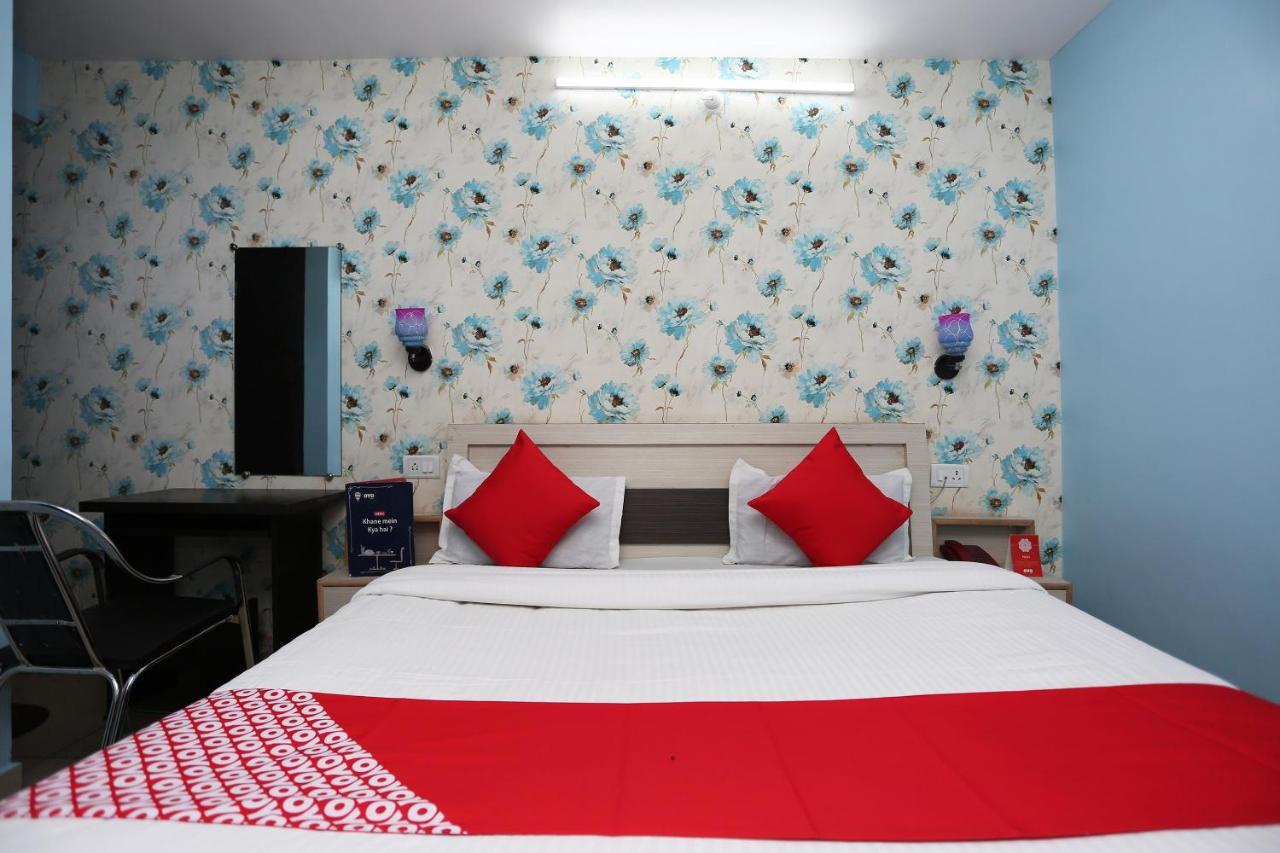 Oyo Hotel New Metro Near Phoenix United Lucknow Luaran gambar