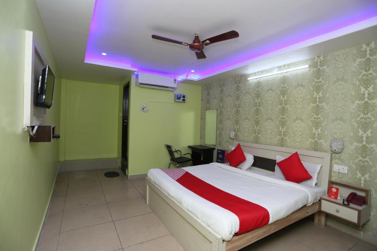 Oyo Hotel New Metro Near Phoenix United Lucknow Luaran gambar