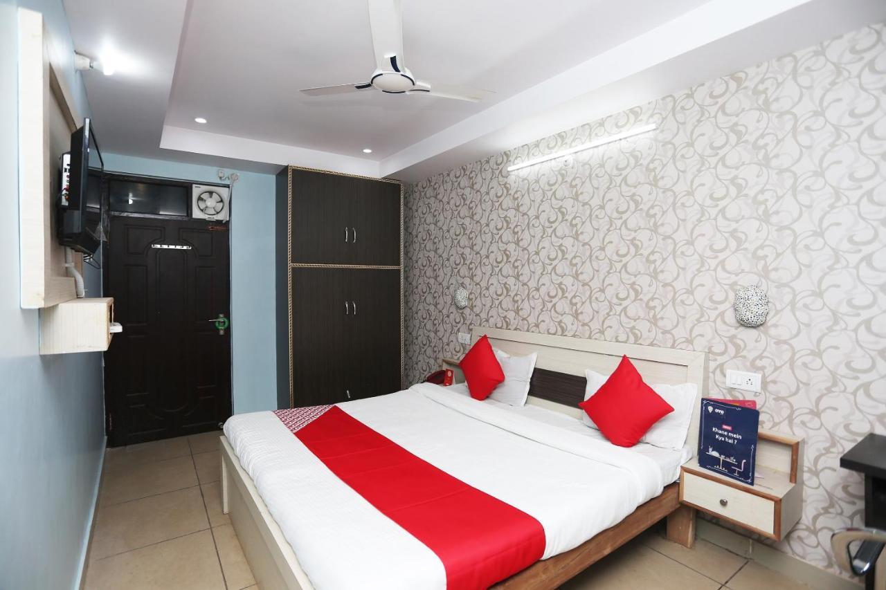 Oyo Hotel New Metro Near Phoenix United Lucknow Luaran gambar